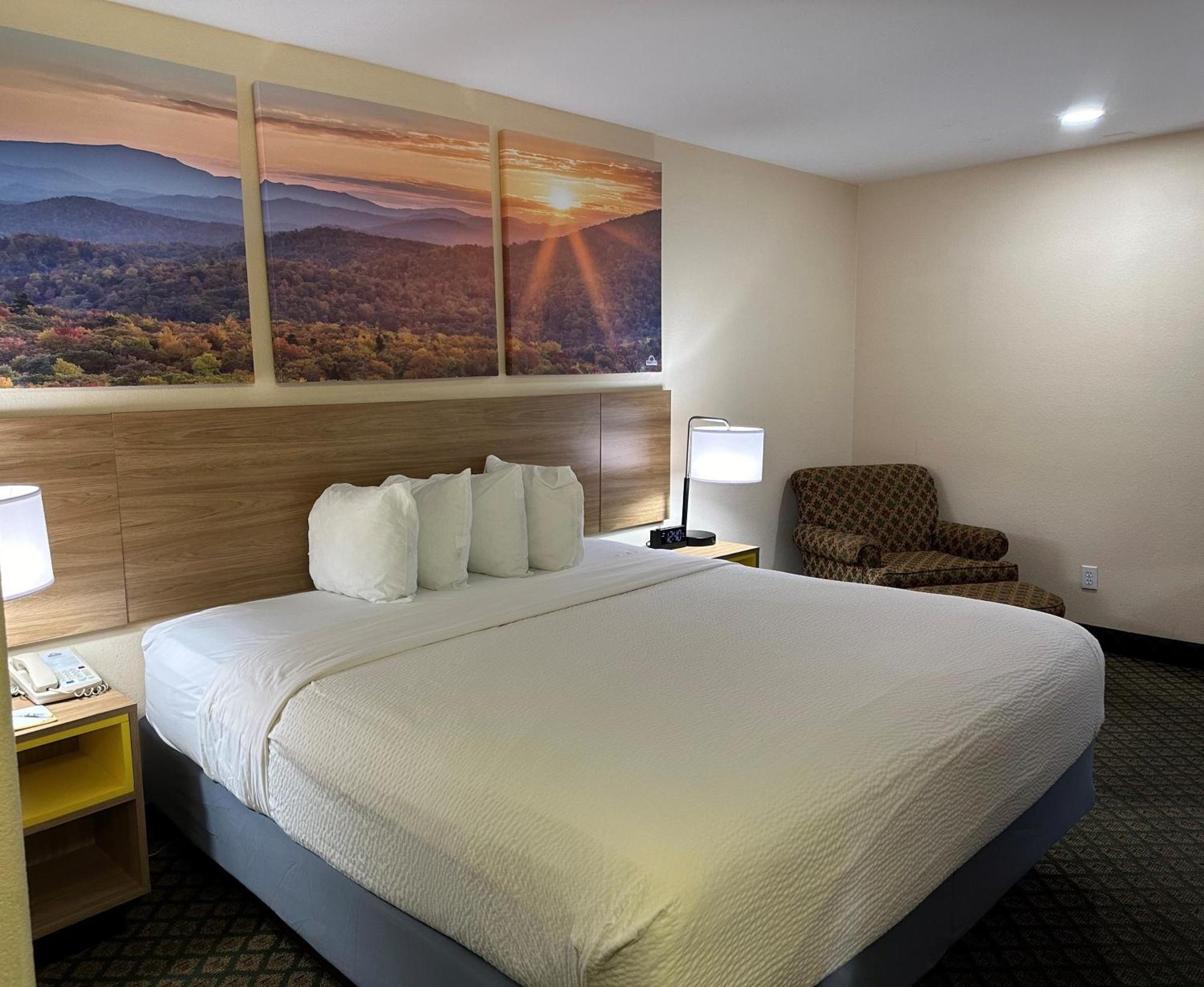 Days Inn & Suites By Wyndham Eunice Exterior photo